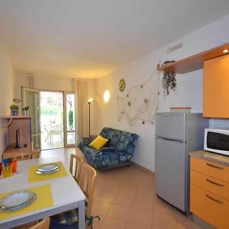 Residenza Le Acacie 公寓 *