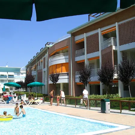 Residenza Le Acacie 公寓 比比翁