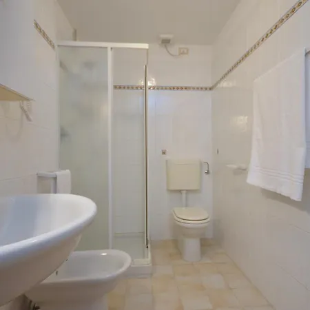 Residenza Le Acacie * Μπιμπιόνε